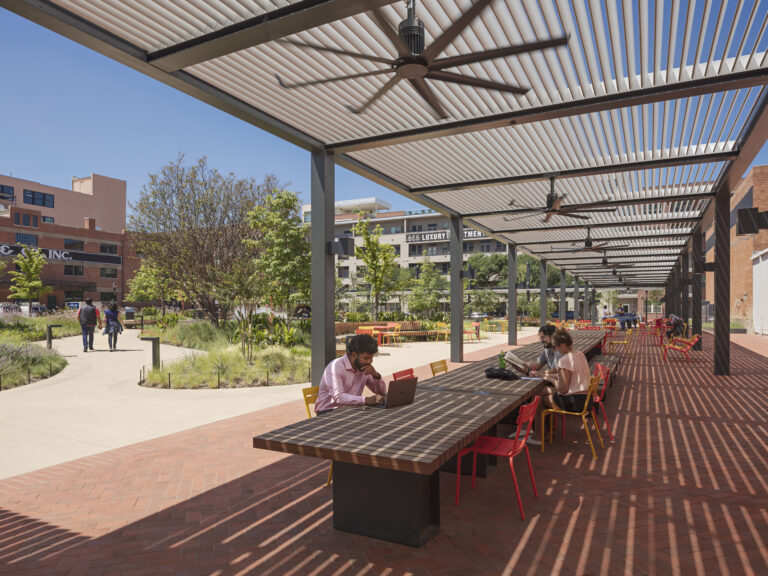 1652202472910Image_8_WEST_END_SQUARE_09_Outdoor_Workroom_Sam_Oberter-scaled